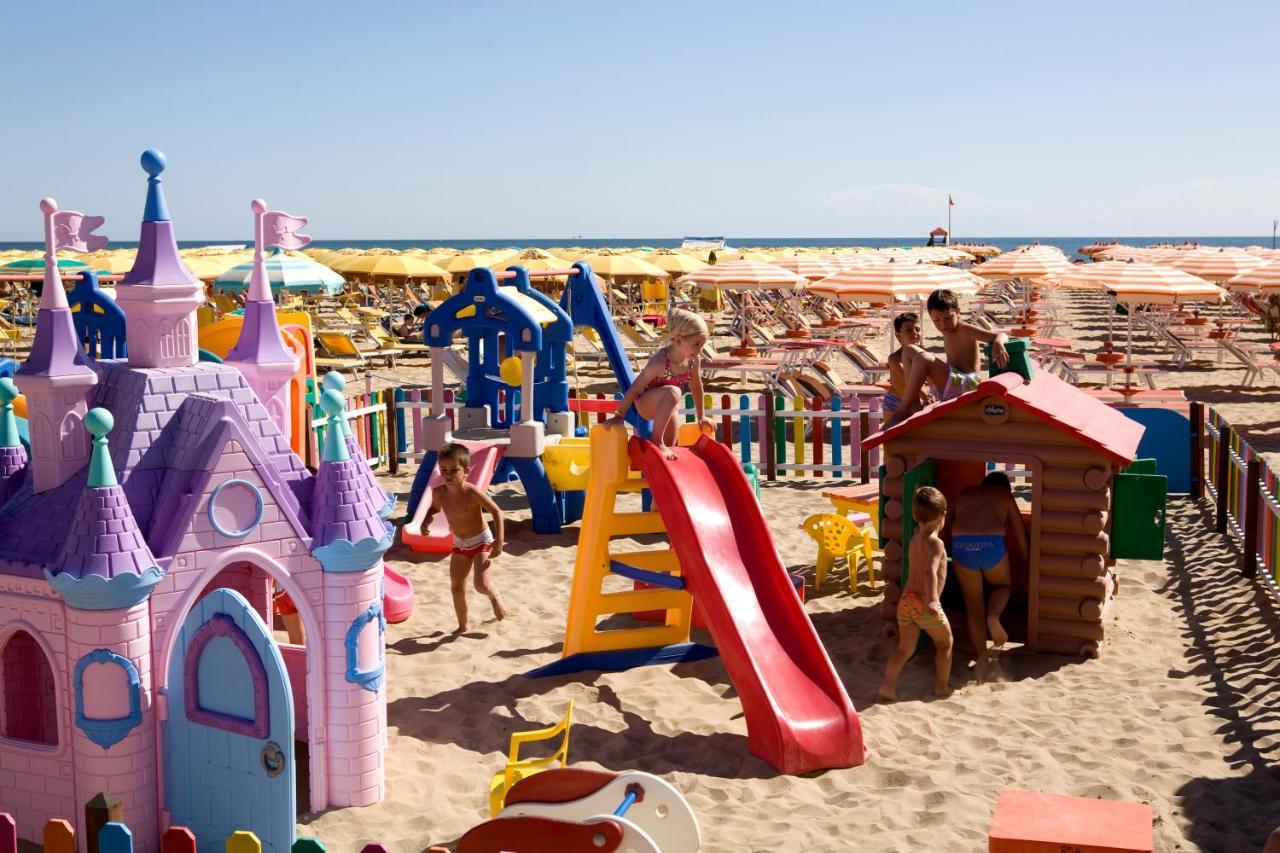 Hotel Rosati Rimini Exterior photo